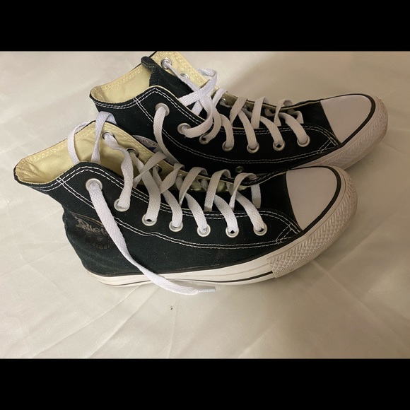 Converse Shoes - Converse high top